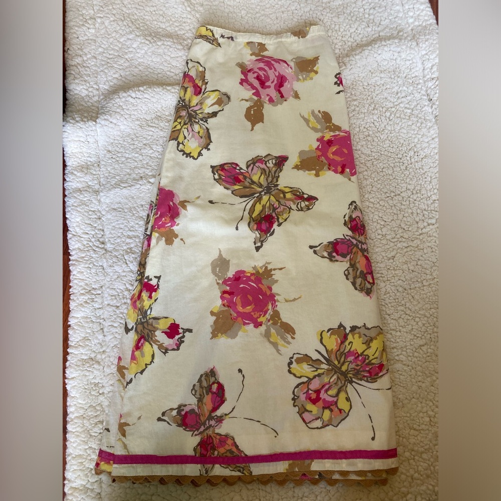 J. Jill brand, medium, 100% cotton, beautiful floral and butterfly skirt